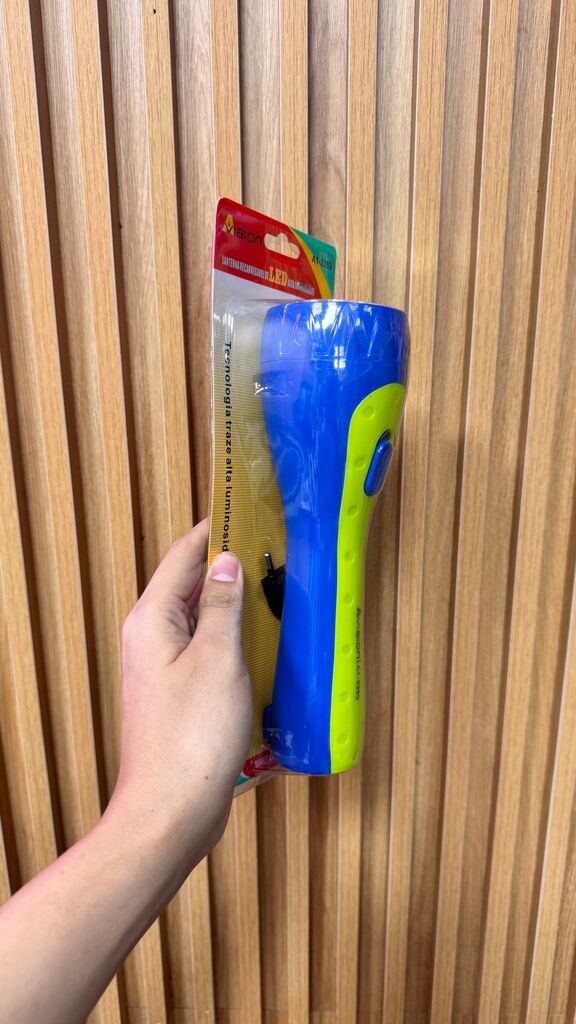 Đèn Pin LED Cầm Tay sạc điện 220V AVISION A1-3353 - Ảnh 3