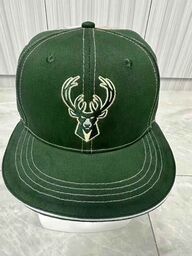 Mũ lưỡi trai Milwaukee Bucks Khris Middleton BMO Cap Series