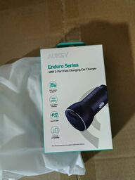 Tẩu sạc nhanh 48W cho xe hơi hãng AUKEY CC-Y48 , sạc oto ô tô vỏ kim loại, nhỏ…