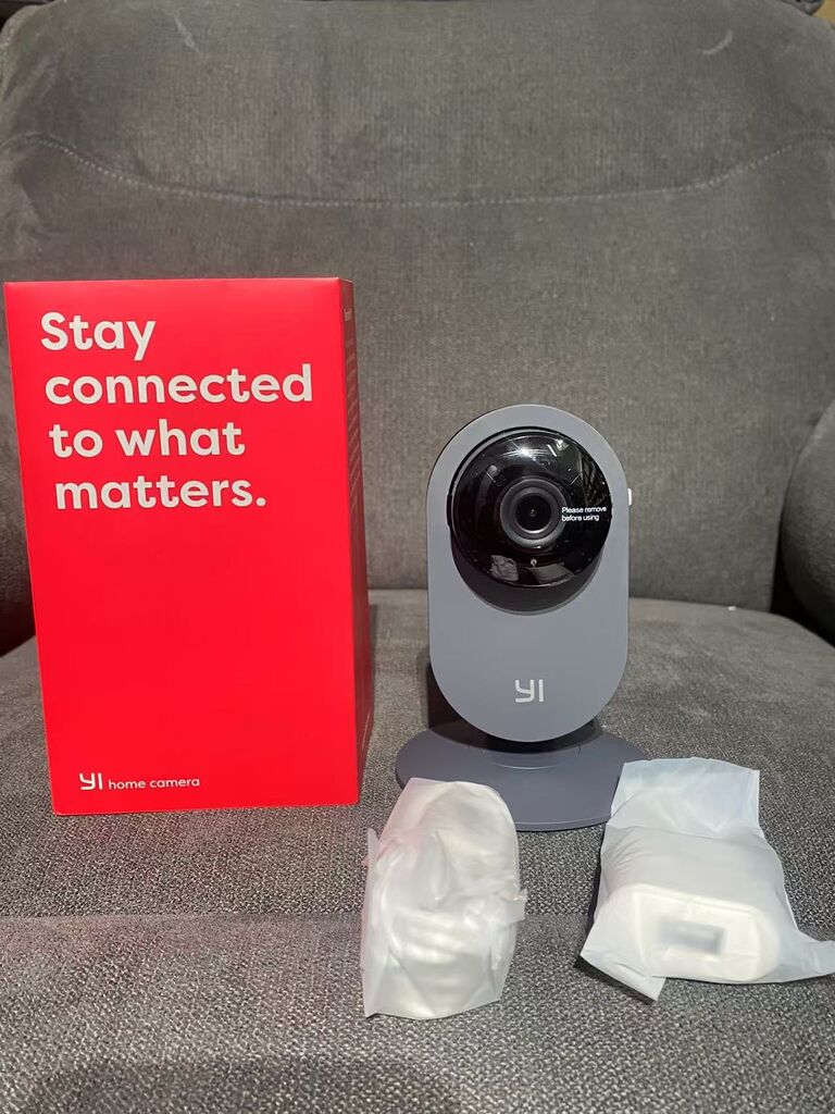 Camera Wifi Xiaomi Yi 720P Home Camera, bản quốc tế- MÀU ĐEN và TRẮNG