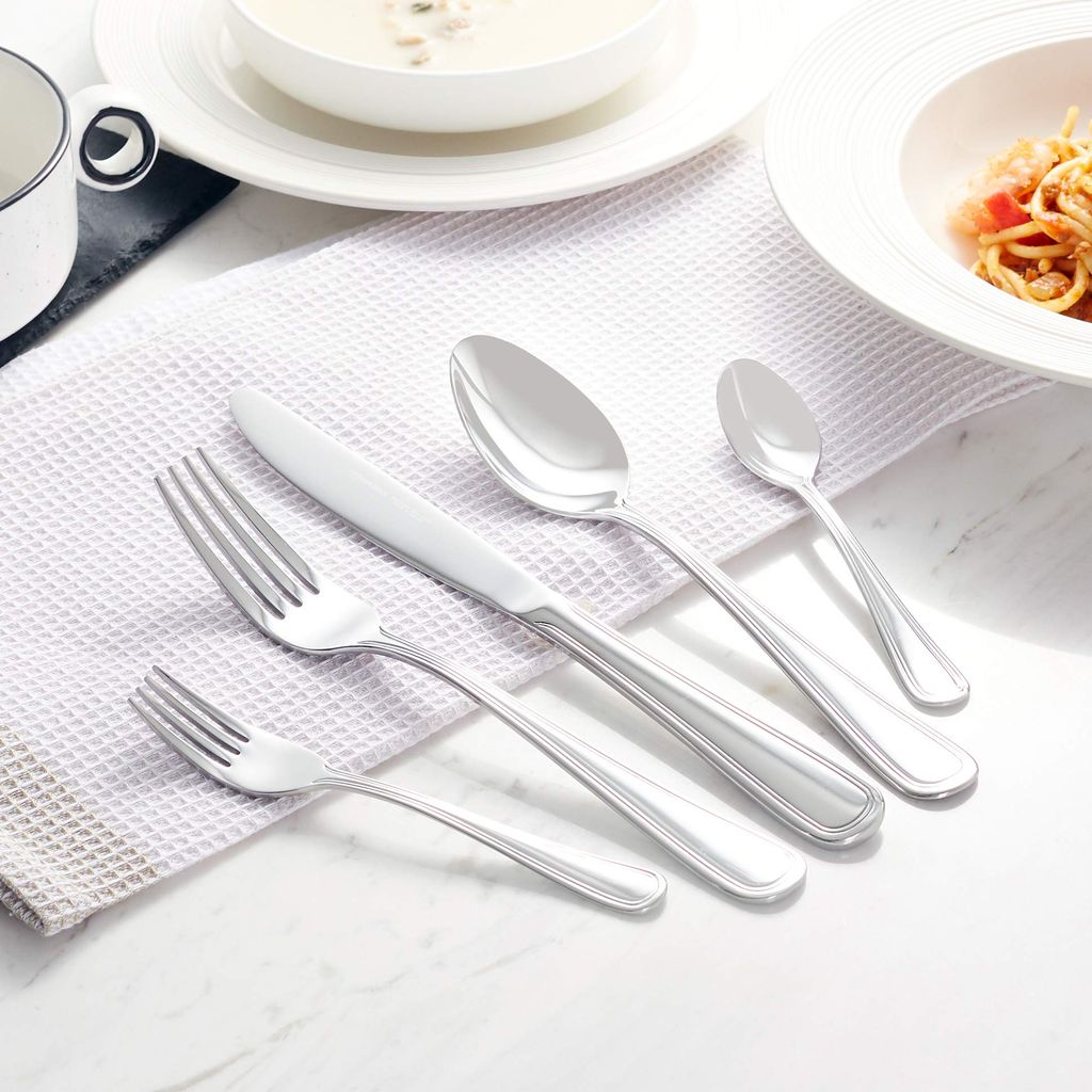 Bộ dao, thìa, dĩa 20 món chính hãng Amazon Basics Model: B07WJMXVXZ