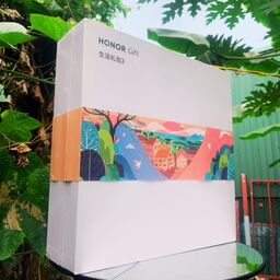 Bộ hộp quà tặng Honor HUAWEI 3 món gồm: Ô dù + Túi xách + Quạt điện cầm tay