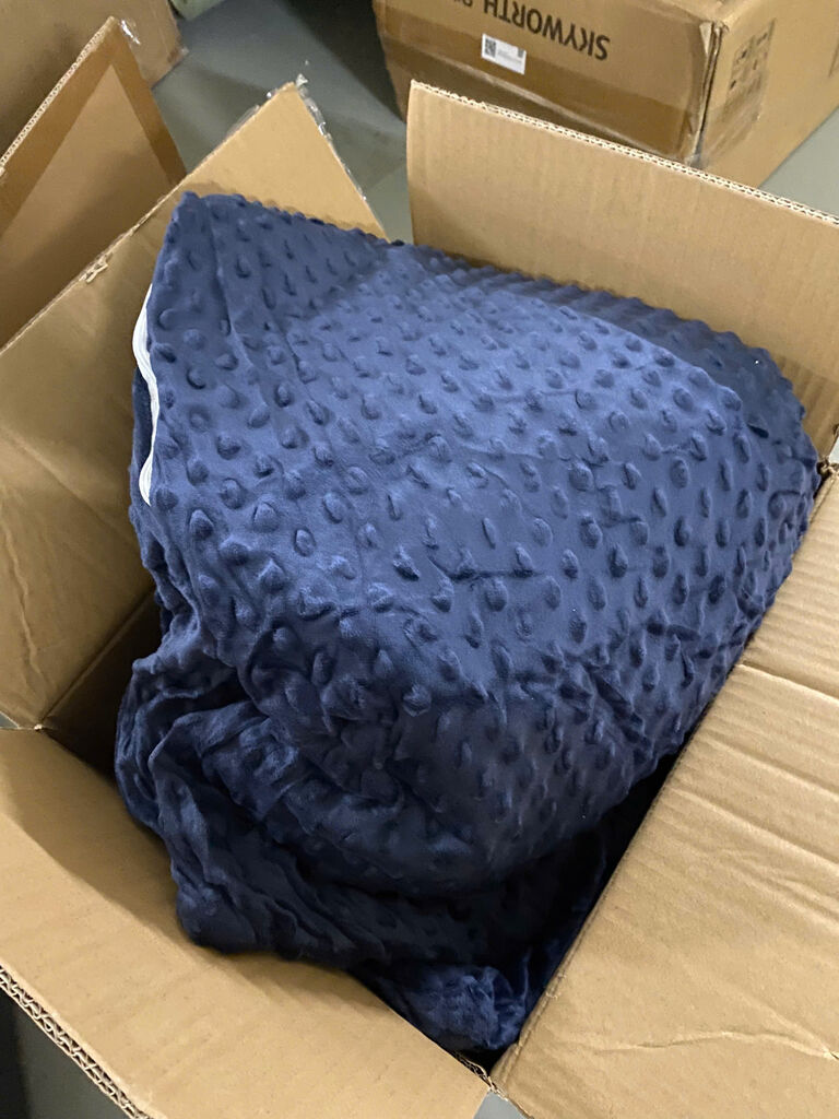 Chăn trọng lực Bedsure (Canada), chăn 2 lớp, ruột chăn rời, mã X002HYM9RP, KT 104x152cm nặng 4.6kg - Ảnh 2