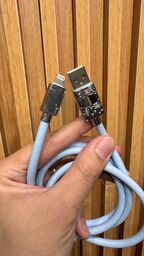 Cáp sạc BVVLEIS dây béo, có đủ Lightning / Type-C, màu ngẫu nhiên.