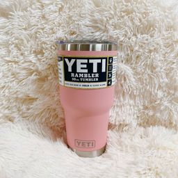 Ly giữ nhiệt YETI 30oz / 887ml Rambler Tumbler - mẫu cao - giao màu ngẫu nhiên