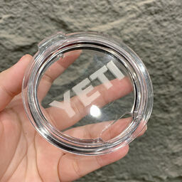 Ly giữ nhiệt YETI 20oz / 600ml Rambler Tumbler - mẫu cao - giao màu ngẫu nhiên