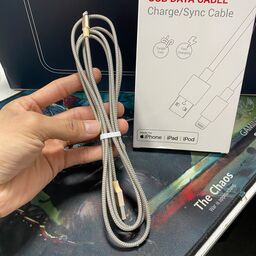 Hộp 2 sợi cáp iPhone Lightning vải dù , độ dài 2m