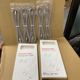 Hộp 2 sợi cáp iPhone Lightning vải dù , độ dài 2m