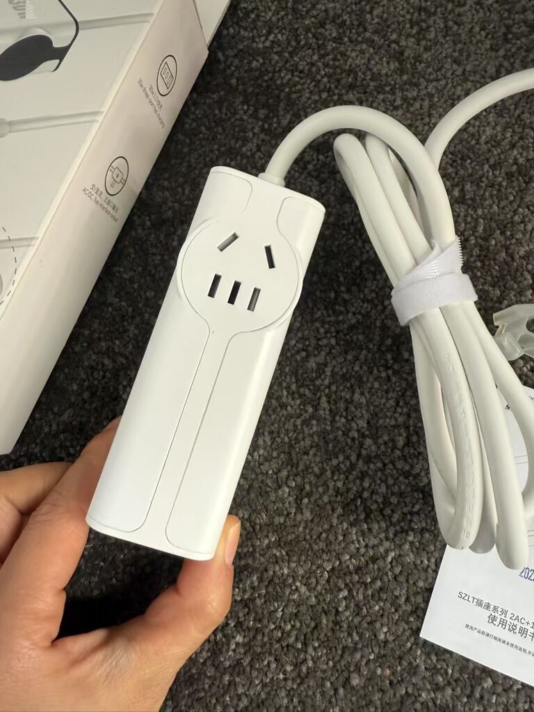 Ổ điện sạc đa năng SZLT, 2 cổng 220v + 2 Cổng C 30W + USB-A Power Strip - Ảnh 5