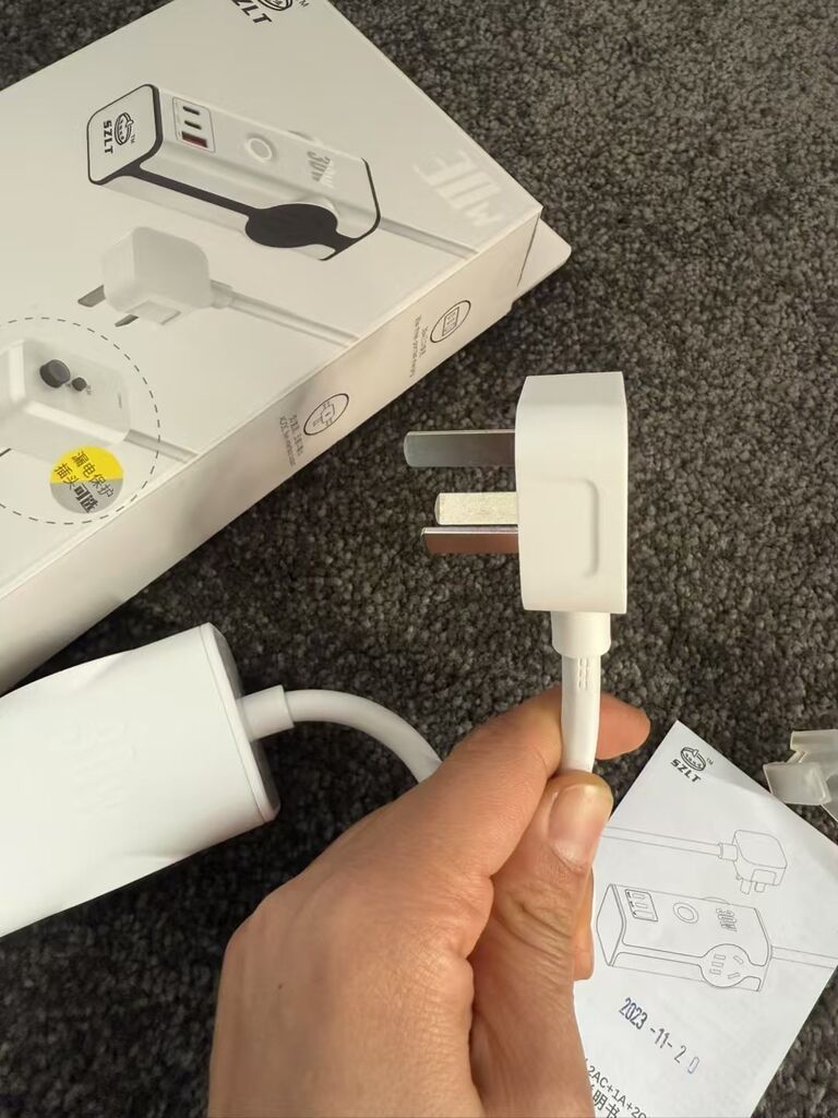 Ổ điện sạc đa năng SZLT, 2 cổng 220v + 2 Cổng C 30W + USB-A Power Strip - Ảnh 8