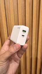 Củ sạc nhanh 36W hãng DIKE DAT821, 2 cổng Type-C + USB-A QC 3.0, sạc được Macb…