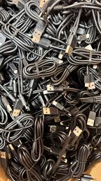 Dây cáp sạc iPhone không hộp WOOX - USB to Lightning