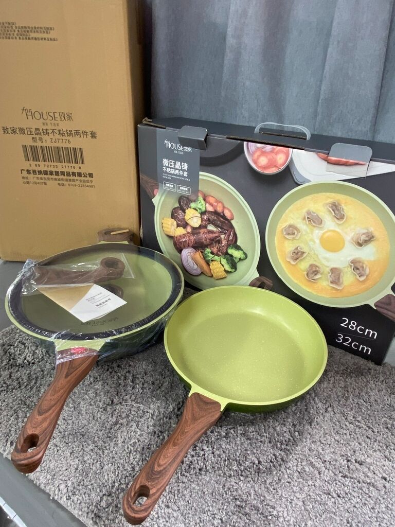 Bộ Chảo Chống Dính hãng ForHouse, có nắp kính, cỡ 28cm & 32cm, an toàn, ko chứa PFOA