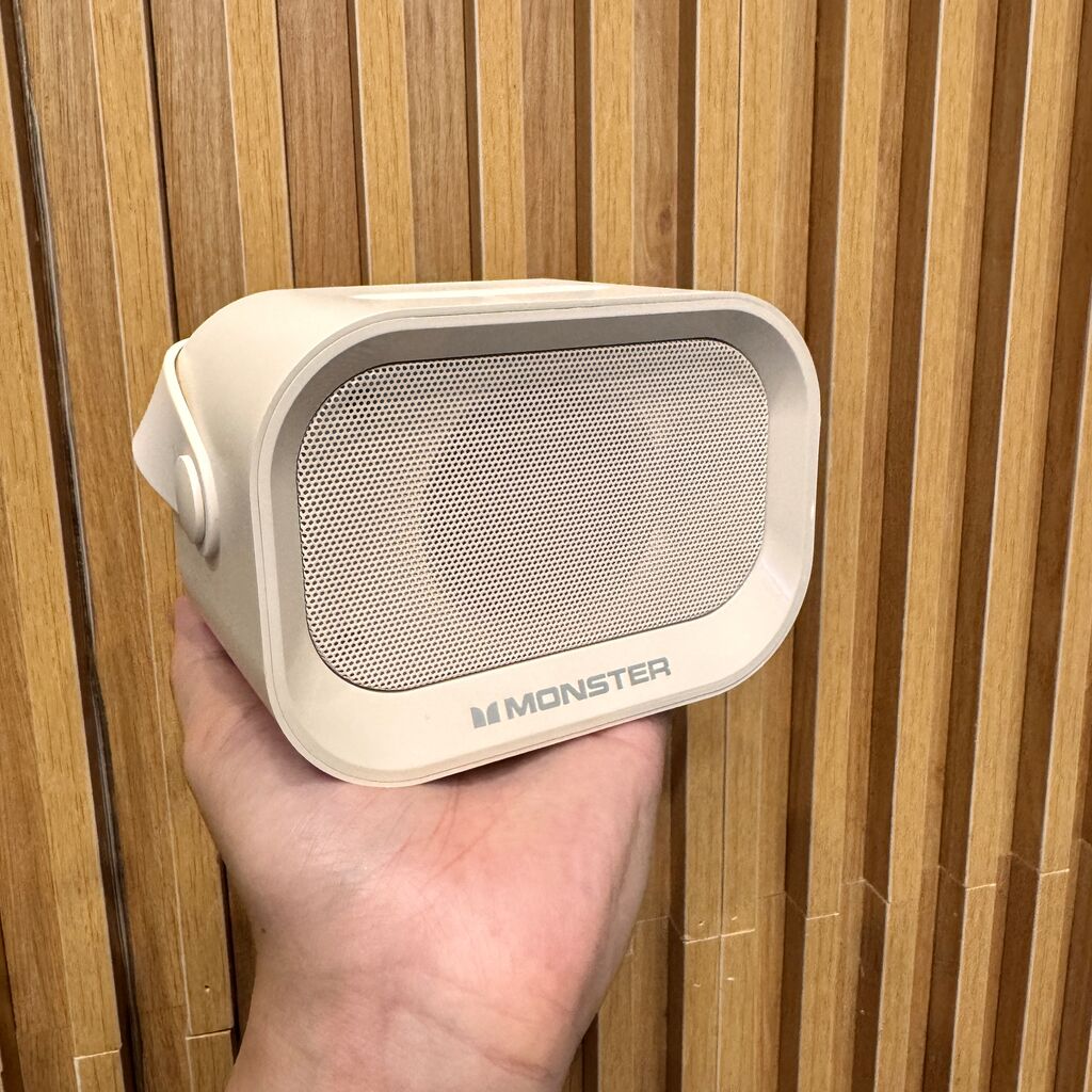 Loa Karaoke Bluetooth GK600 hãng Monster , 2 mic không dây - Ảnh 6