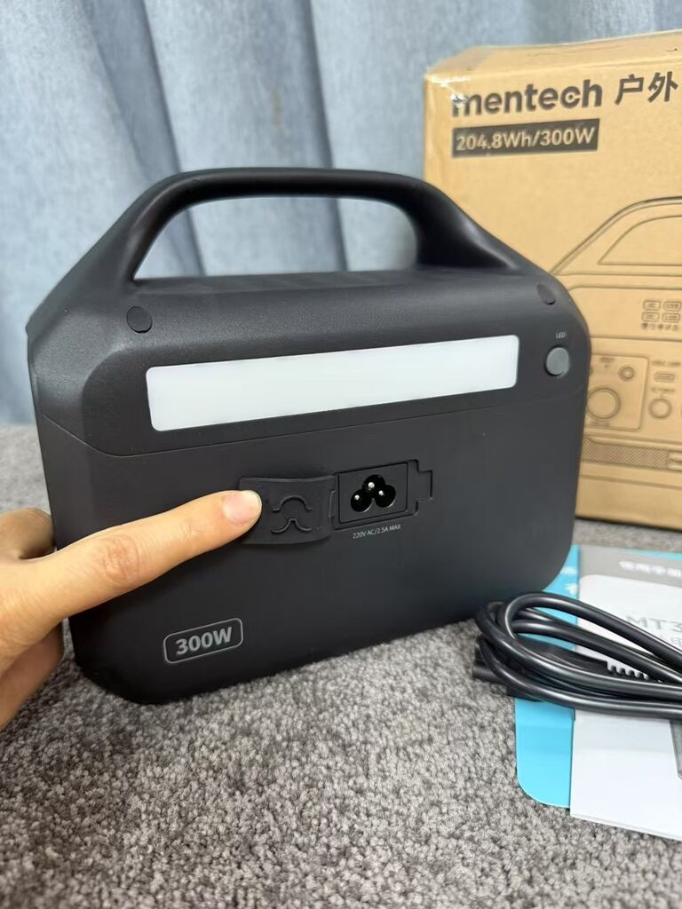 Trạm sạc MENTECH 300W MT300 dung lượng 204.8Wh, 2 cổng C 100W & 30W, sạc 220v - Ảnh 8
