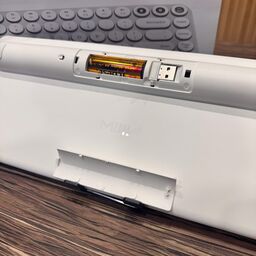 Bàn phím không dây Bluetooth hãng Xiaomi MIIIW Keyboard Air 85 MWXKT01