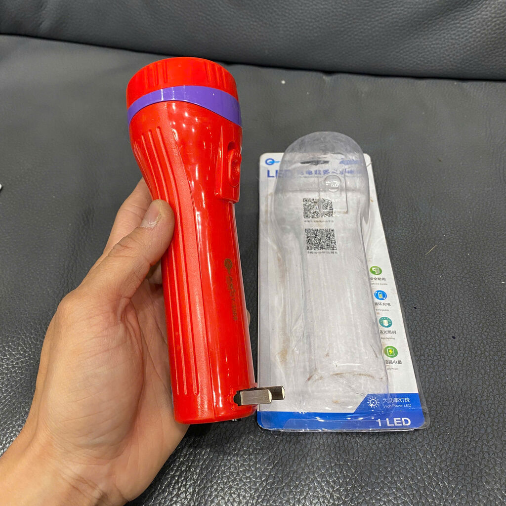 Đèn pin cầm tay QIAO YU QY-3568 - Ảnh 6