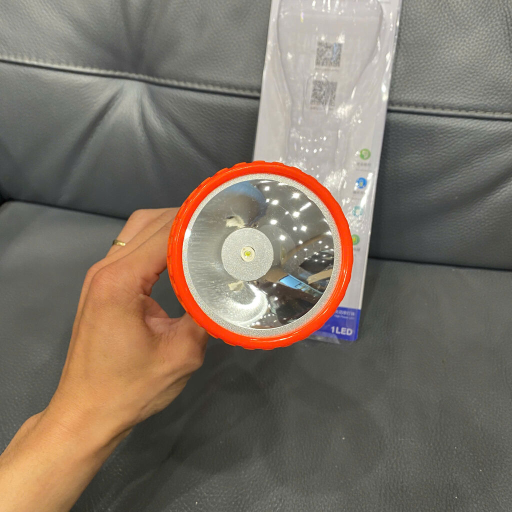 Đèn pin cầm tay QIAO YU QY-3112 - Ảnh 4