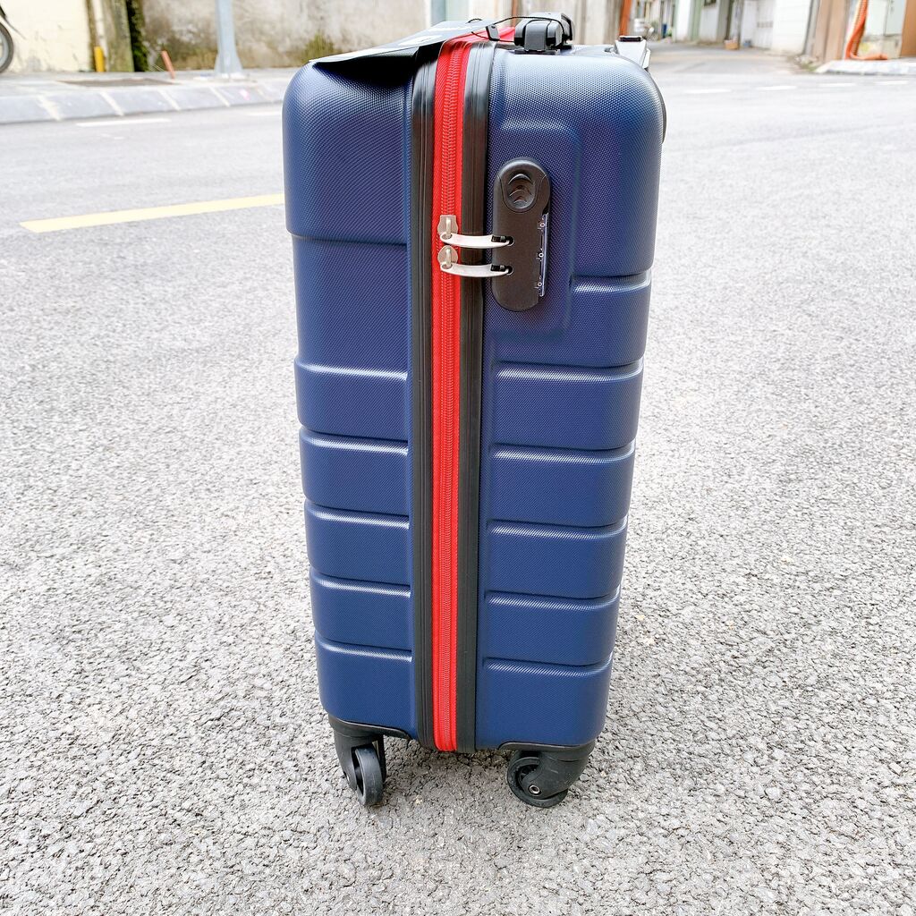  Vali cỡ 20 inch hãng Reebok ( Anh Quốc ) RB210023-BL - Ảnh 3