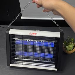 Đèn / máy bắt muỗi điện hãng YANGZI 6W, size 25cm
