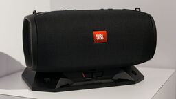 Loa Bluetooth JBL BassPro Go, loa siêu trầm cho oto & ngoài trời, có TWS, sạc…