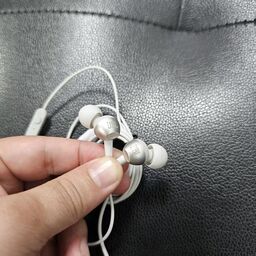 Tai nghe nhét tai có dây In-ear JBL C200SI JBLC200SIU ( ko hộp )