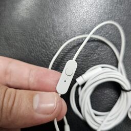 Tai nghe nhét tai có dây In-ear JBL C200SI JBLC200SIU ( ko hộp )