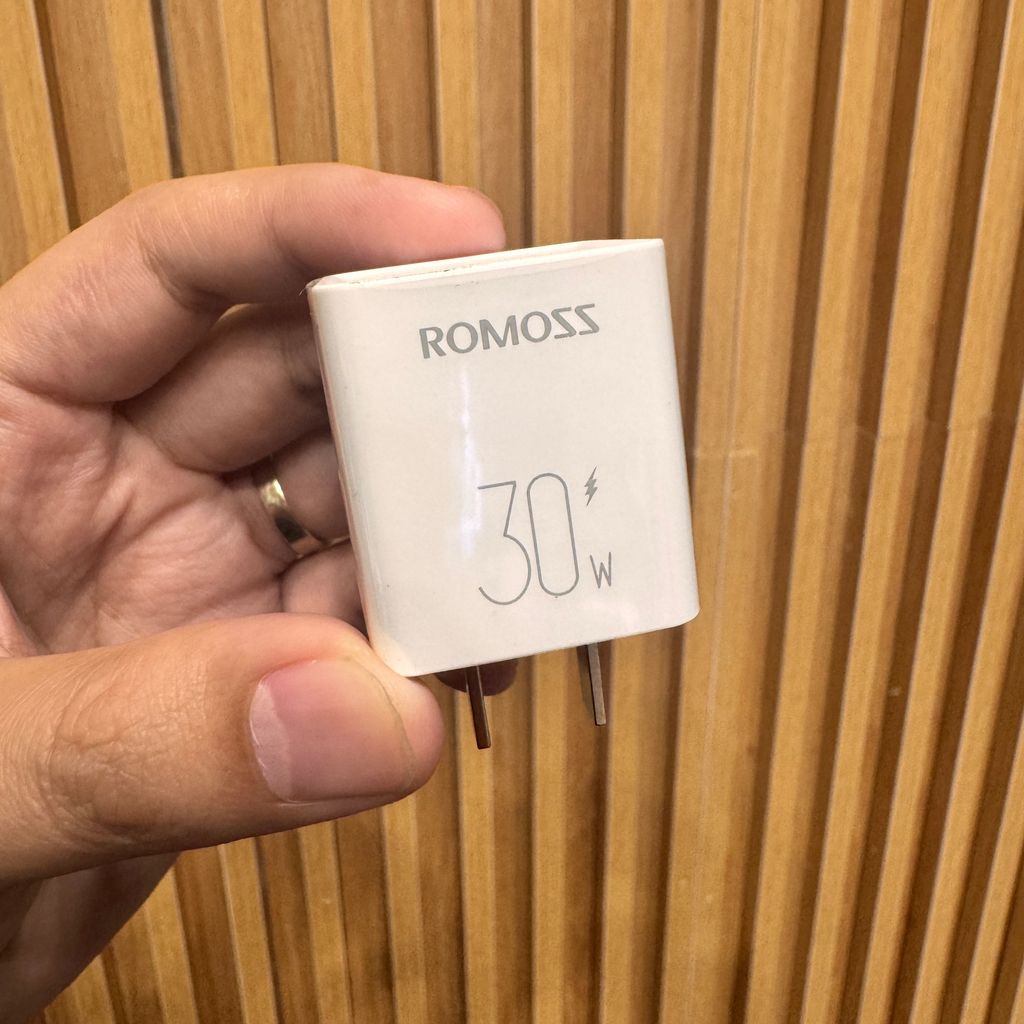Củ sạc nhanh 30W Romoss GaN 30W (không hộp)