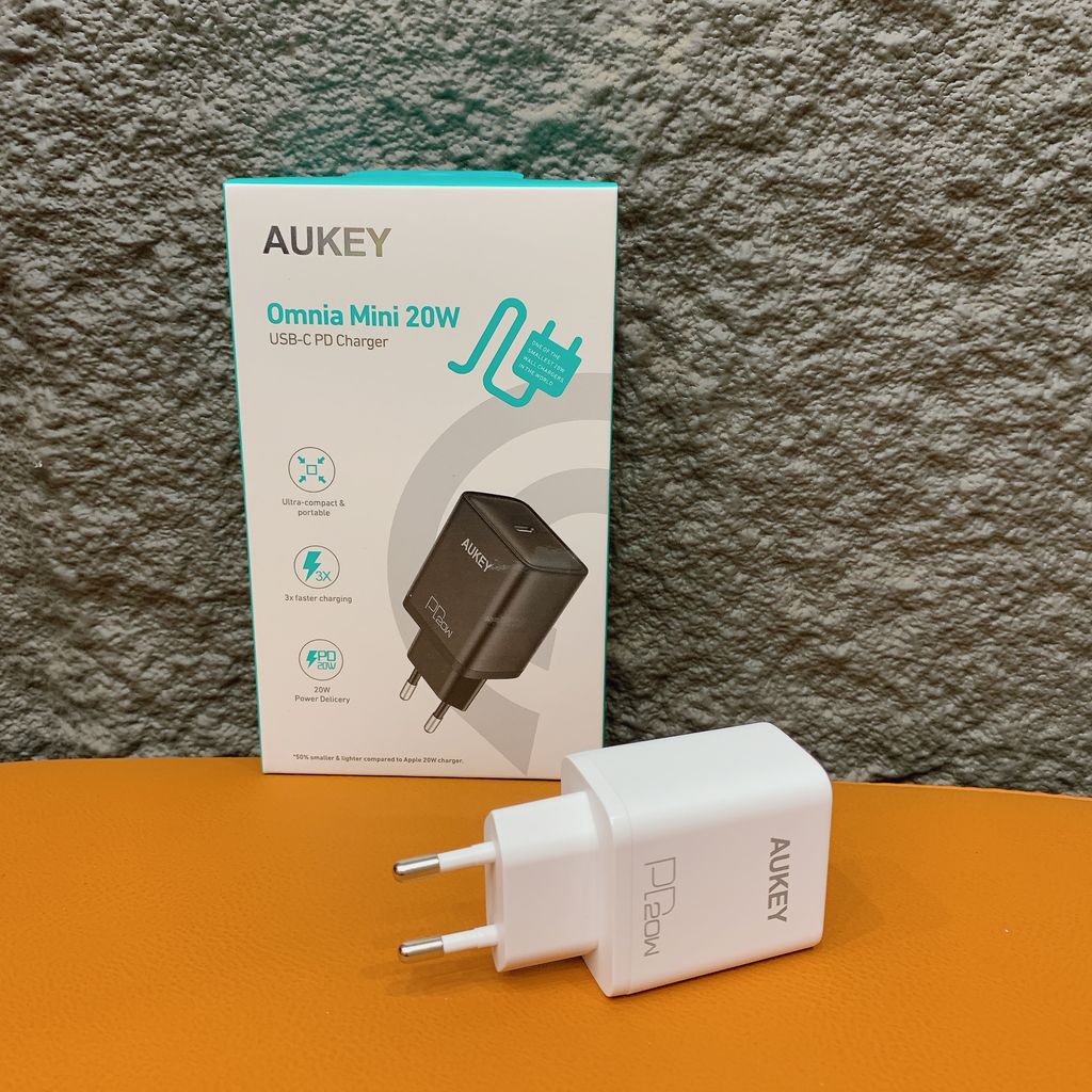 Củ sạc nhanh 20W hãng Aukey Omnia OMNIA PA - B2