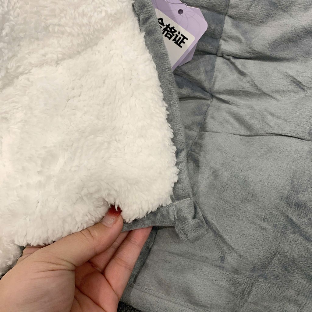 Chăn trọng lực mặt nhung - lông cừu (150cm x 200cm x 11,3kg) - Ảnh 4