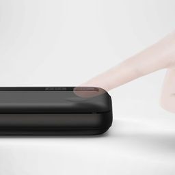 Pin dự phòng 10.000mAh Geekton C1110mAh sạc nhanh 30W - có màn hình đo dòng sạc