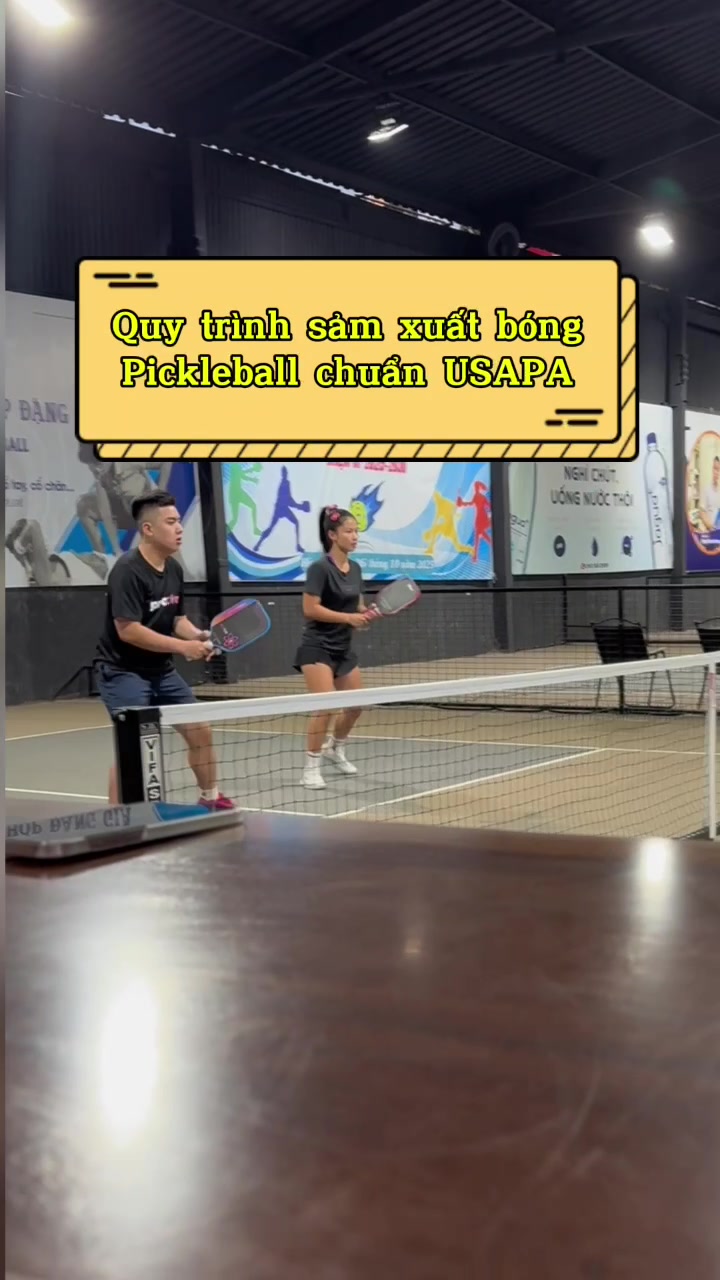 Hộp 6 quả bóng thi đấu Pickleball chính hãng Gold Pick, bóng 40 lỗ, nhựa nguyên sinh thực tế Hộp 6 quả bóng thi đấu Pickleball chính hãng Gold Pick, bóng 40 lỗ, nhựa nguyên sinh - Góc chụp chi tiết thực tế 6