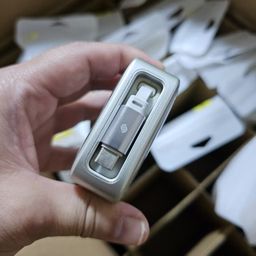Pin dự phòng Baseus 20000mAh sạc nhanh 65W, liền cáp rút Type-C / Lightning
