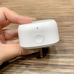 Set 3 sản phẩm Anker Eufy gồm Đèn + ổ cắm + loa thông minh