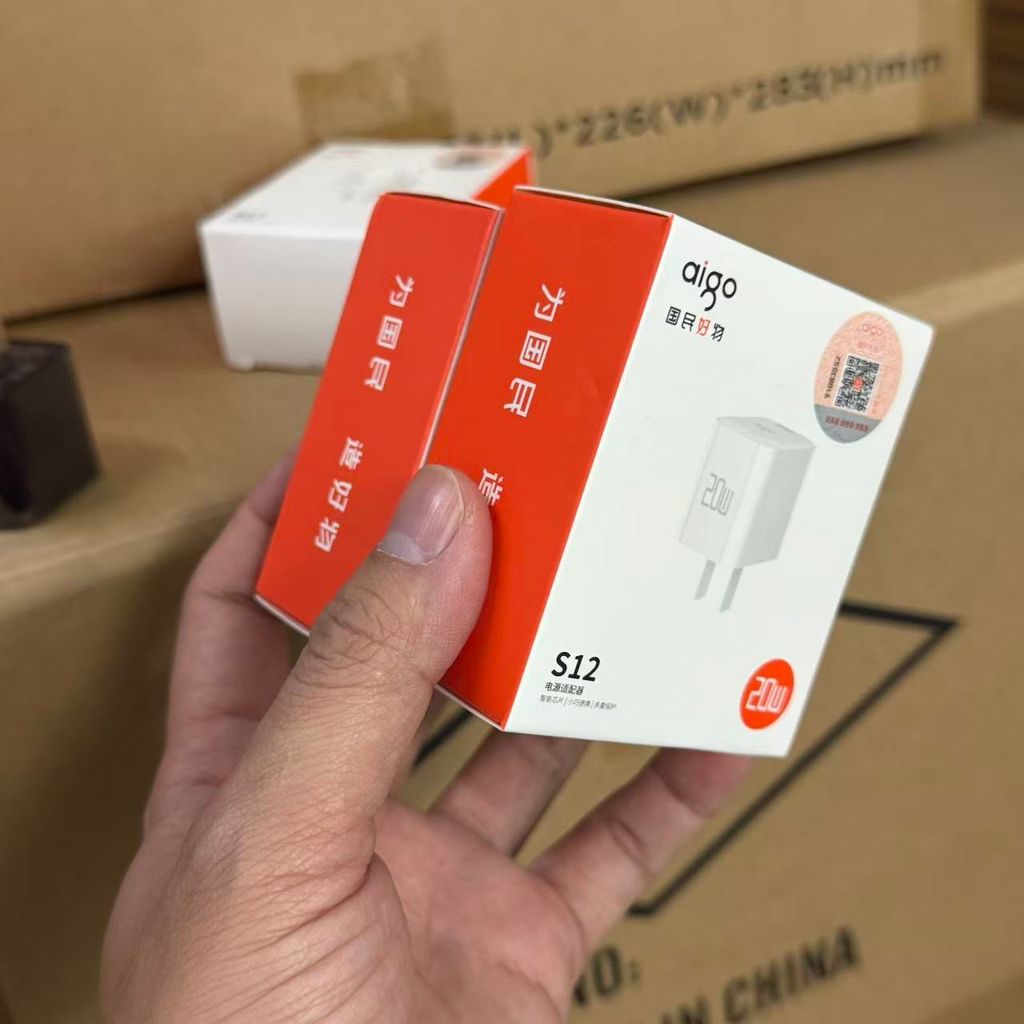{Order giao 10/2} Củ sạc nhanh 20W hãng AIGO S12, sạc GaN siêu nh - Ảnh 2