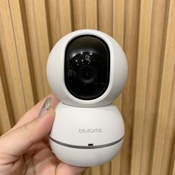 Camera xoay thông minh Blurams S15F, hỗ trợ Google assistant