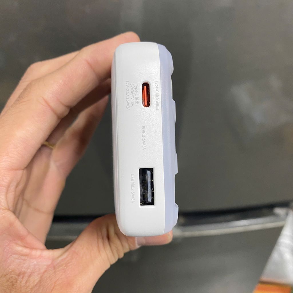 Pin dự phòng 10.000mAh/20.000mAh Baseus Comet series sạc nhanh 30W liền cáp Type C và Type C - Ảnh 4