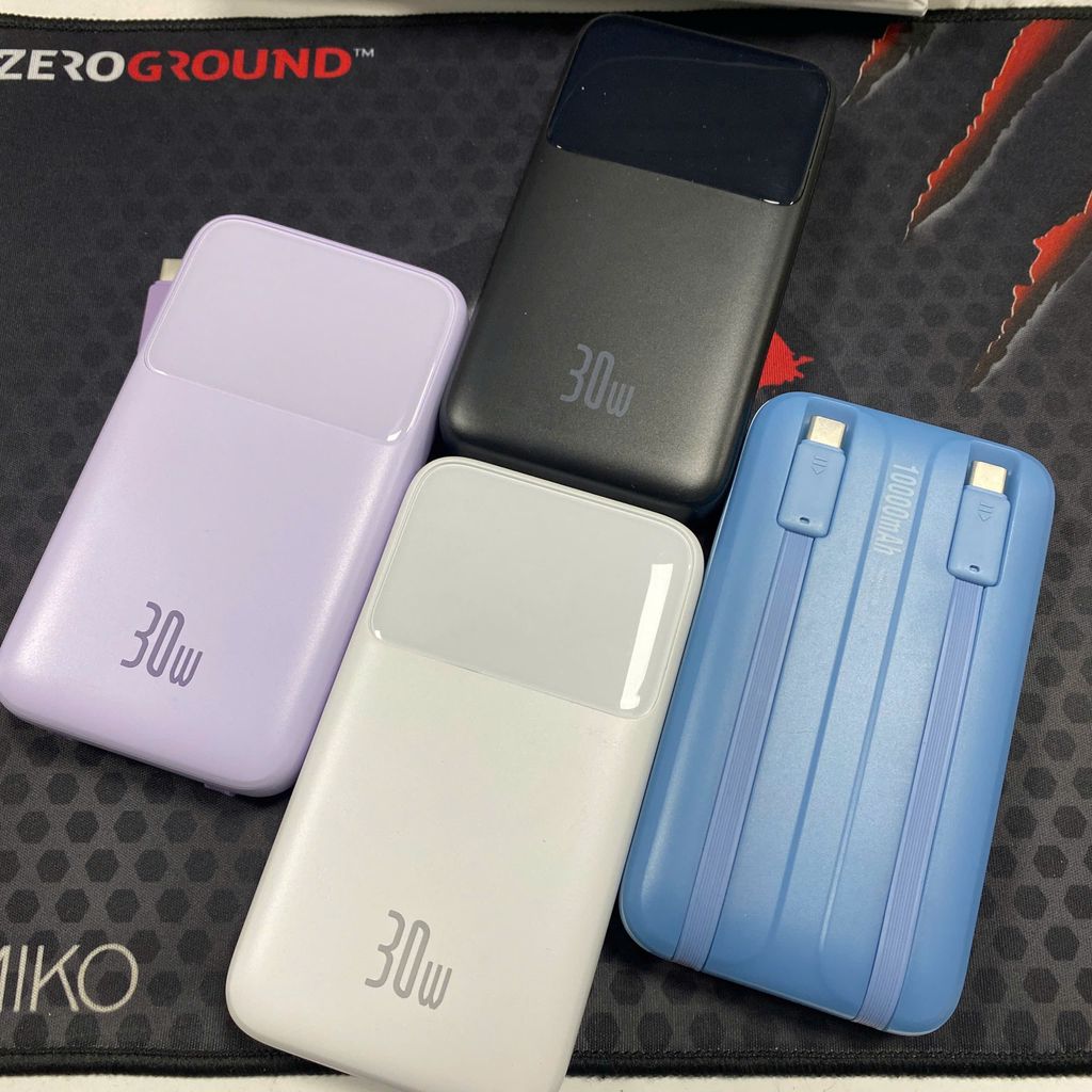 Pin dự phòng 10.000mAh/20.000mAh Baseus Comet series sạc nhanh 30W liền cáp Type C và Type C