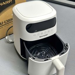 NỒI CHIÊN KHÔNG DẦU SHARP KF-AF-E30DK-W
