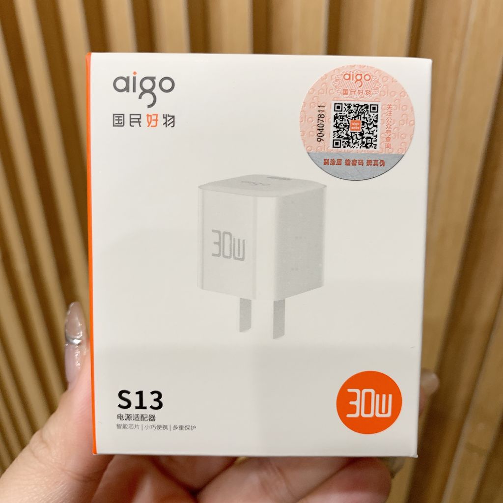Củ sạc nhanh 30W hãng AIGO S13, sạc GaN siêu nhẹ - Ảnh 9