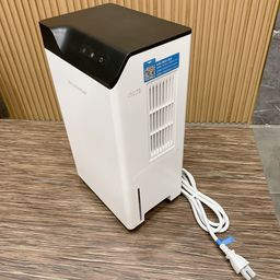 Máy hút ẩm bán dẫn thông minh Hysure - có remote, đèn diệt khuẩn