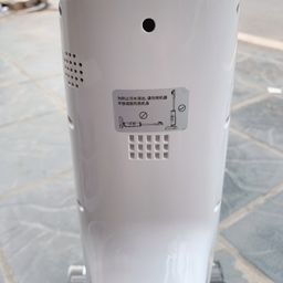 Máy hút bụi & lau nhà cầm tay thông minh Skyworth H5
