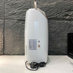 Máy hút ẩm YADU 25L - C8251BW