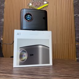 Máy chiếu A1 -1080P, có chạy Android, 2 cổng USB, không có HDMI.