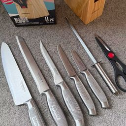 Bộ dao bếp 8 món hãng GÖTTINNY, kèm đế dao bằng gỗ