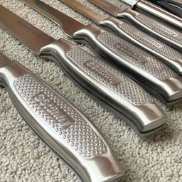 Bộ dao bếp 8 món hãng GÖTTINNY, kèm đế dao bằng gỗ