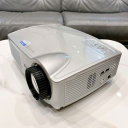 Máy chiếu thông minh KONKA PS4, chạy Android, cài được Youtube