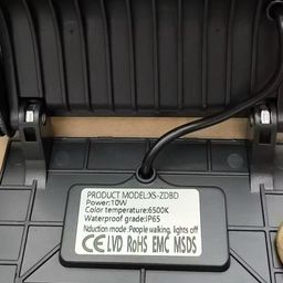 Đèn pha Led năng lượng mặt trời Novatech ( Pháp ), 10W chống nước IP65, liền P…