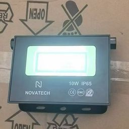Đèn pha Led năng lượng mặt trời Novatech ( Pháp ), 10W chống nước IP65, liền P…