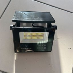 Đèn pha Led năng lượng mặt trời Novatech ( Pháp ), 10W chống nước IP65, liền P…